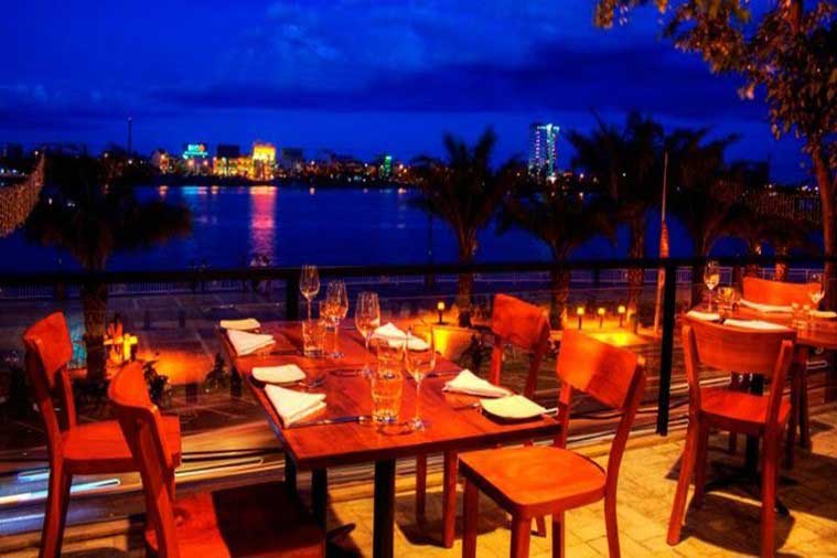 Best Bars and Clubs in Danang