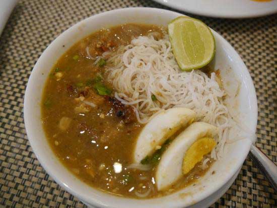 Top 10 Must-Try Foods in Myanmar